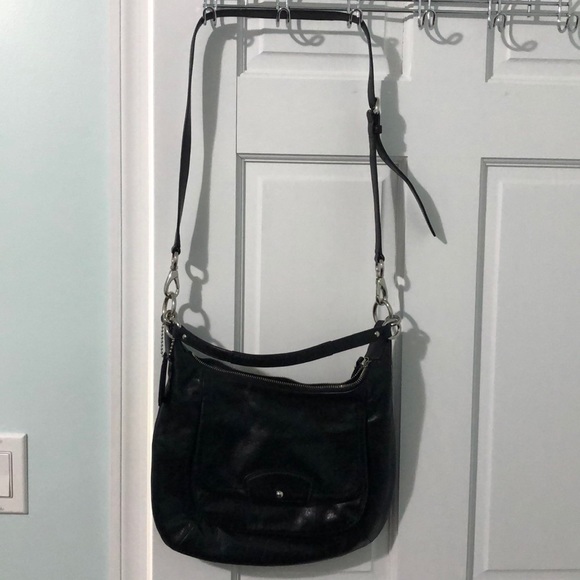 Coach black leather crossbody - Picture 5 of 6